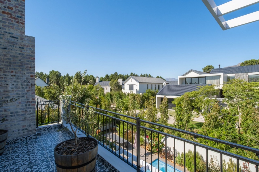 4 Bedroom Property for Sale in Val De Vie Estate Western Cape